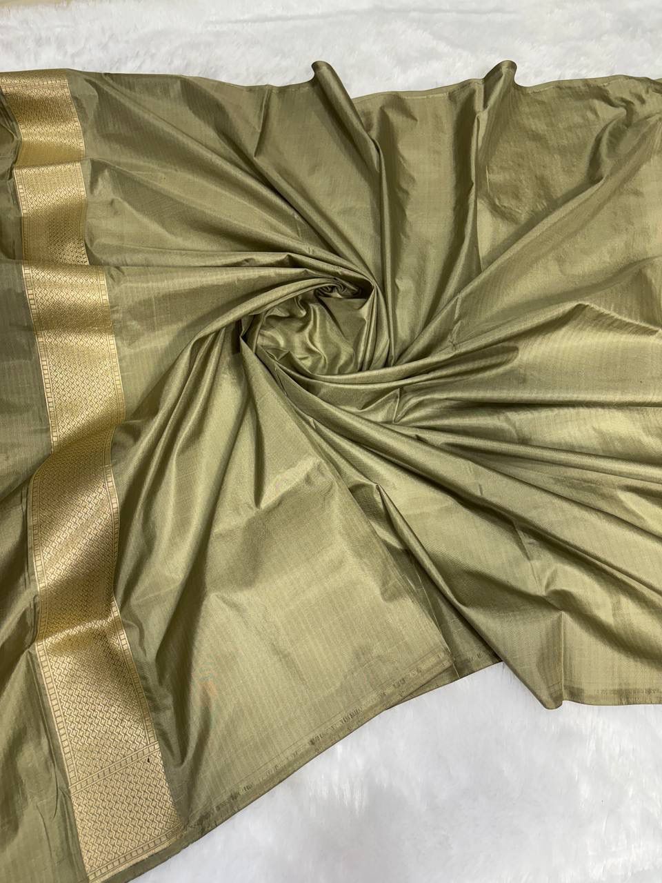 Handwoven Olive Green Katan Silk Banarasi Saree with Antique Zari Floral Jaal