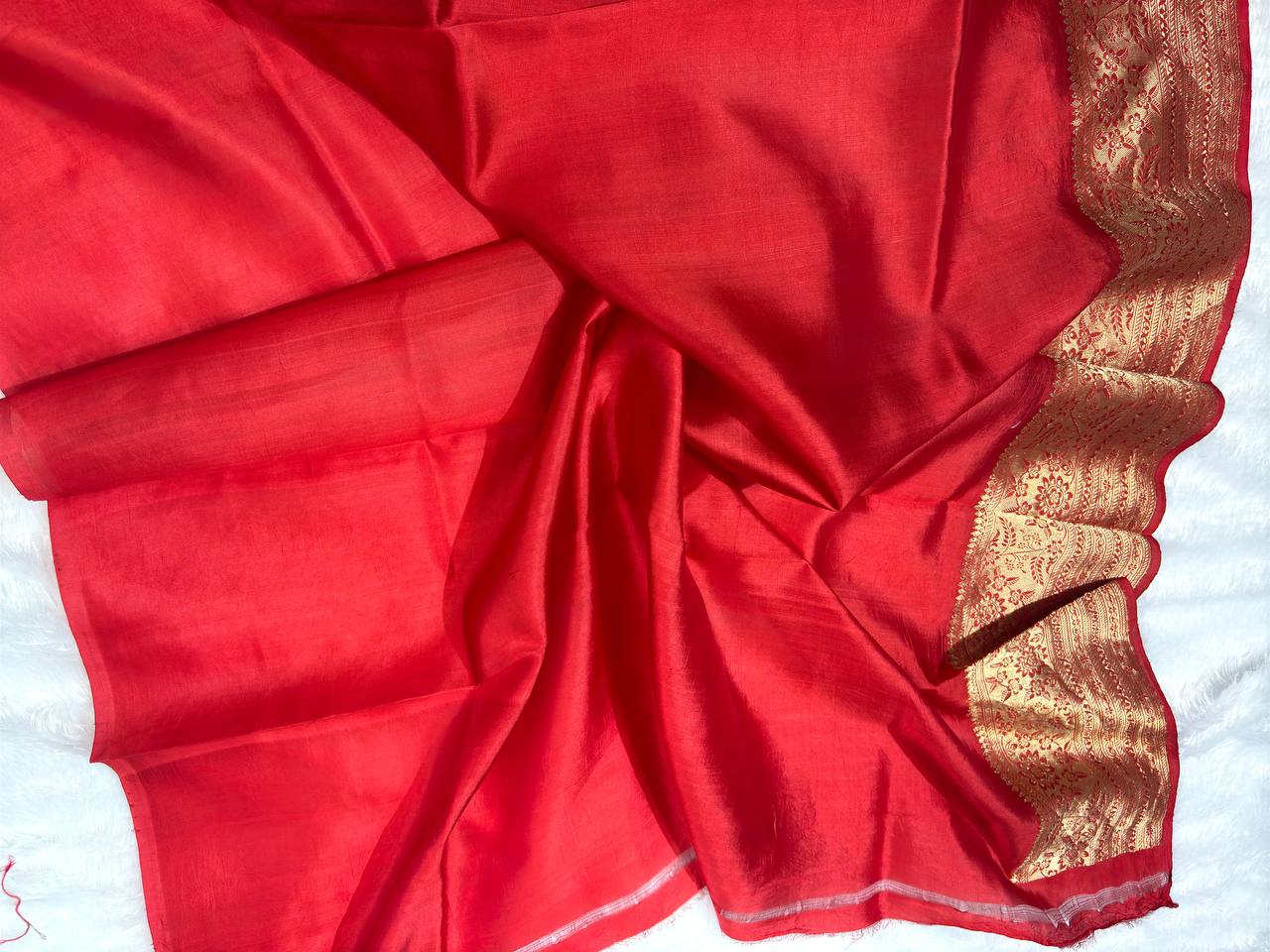 The Rakta Crimson Red Raw Mango Kadhua Silk Saree