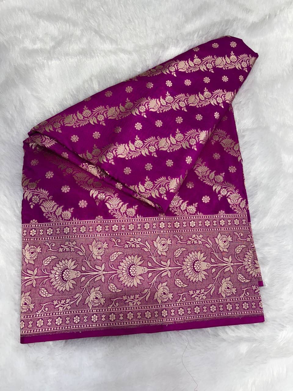 Pure Katan Silk Upadha Saree in Rani Pink with Leheriya-Style Floral Jaal
