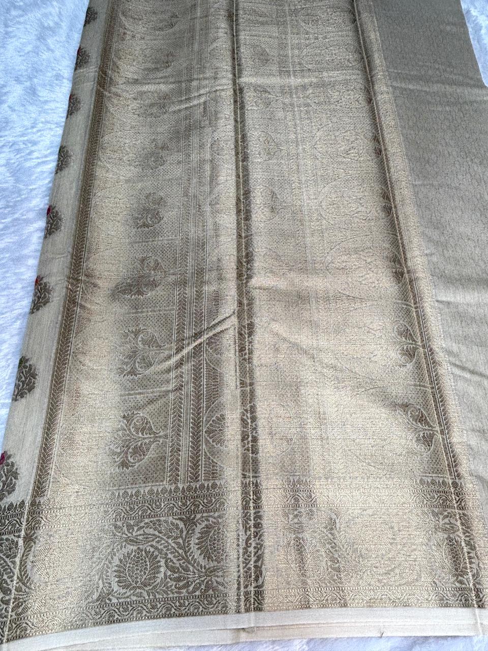 Ivory Munga Silk Saree with Vibrant Meenakari Mango Butas and Antique Gold Jaal Pallu