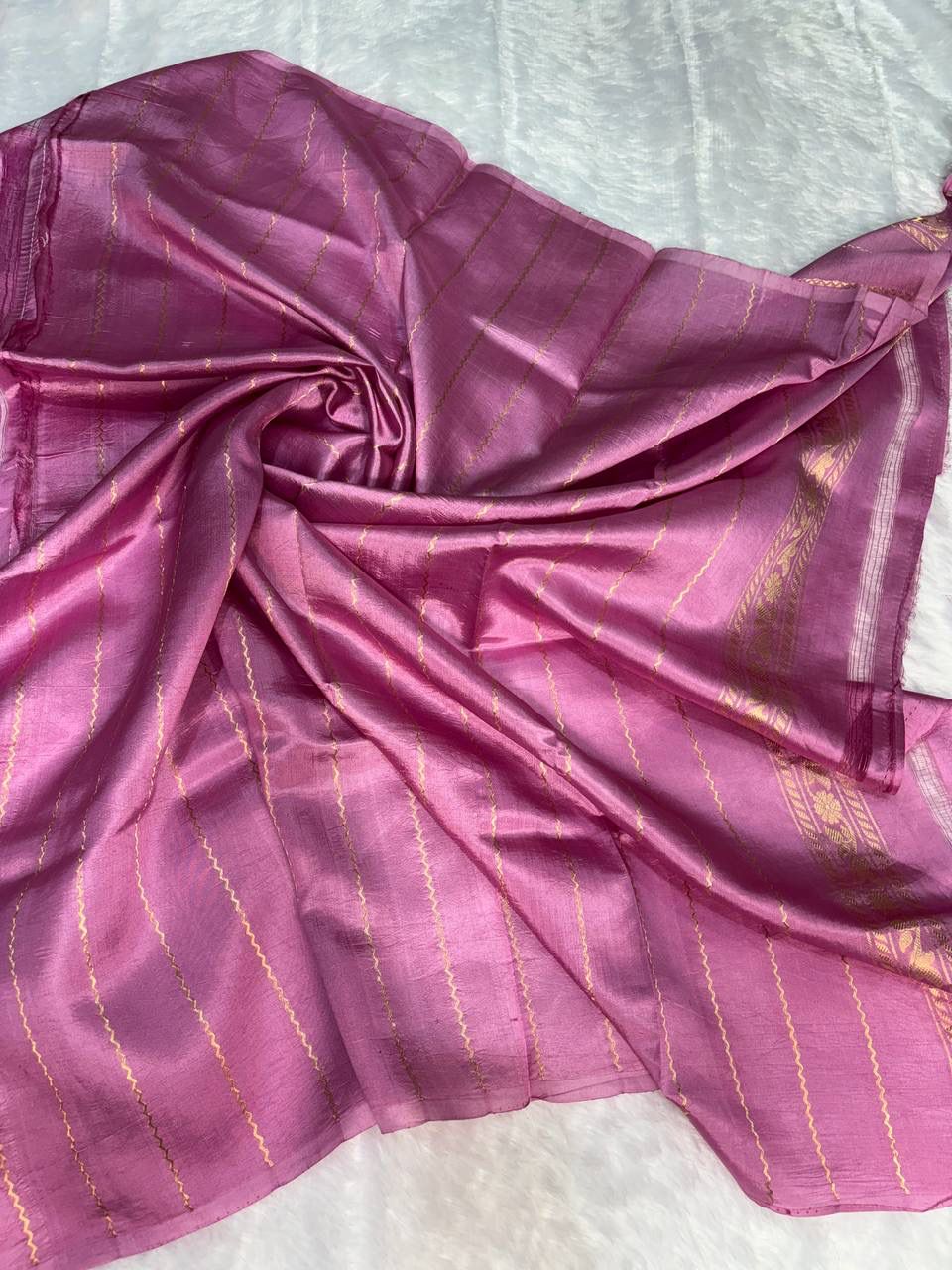 Raw Mango Mauve Handloom Silk Saree with Sona Rupa Floral Leheriya and Banarasi Border