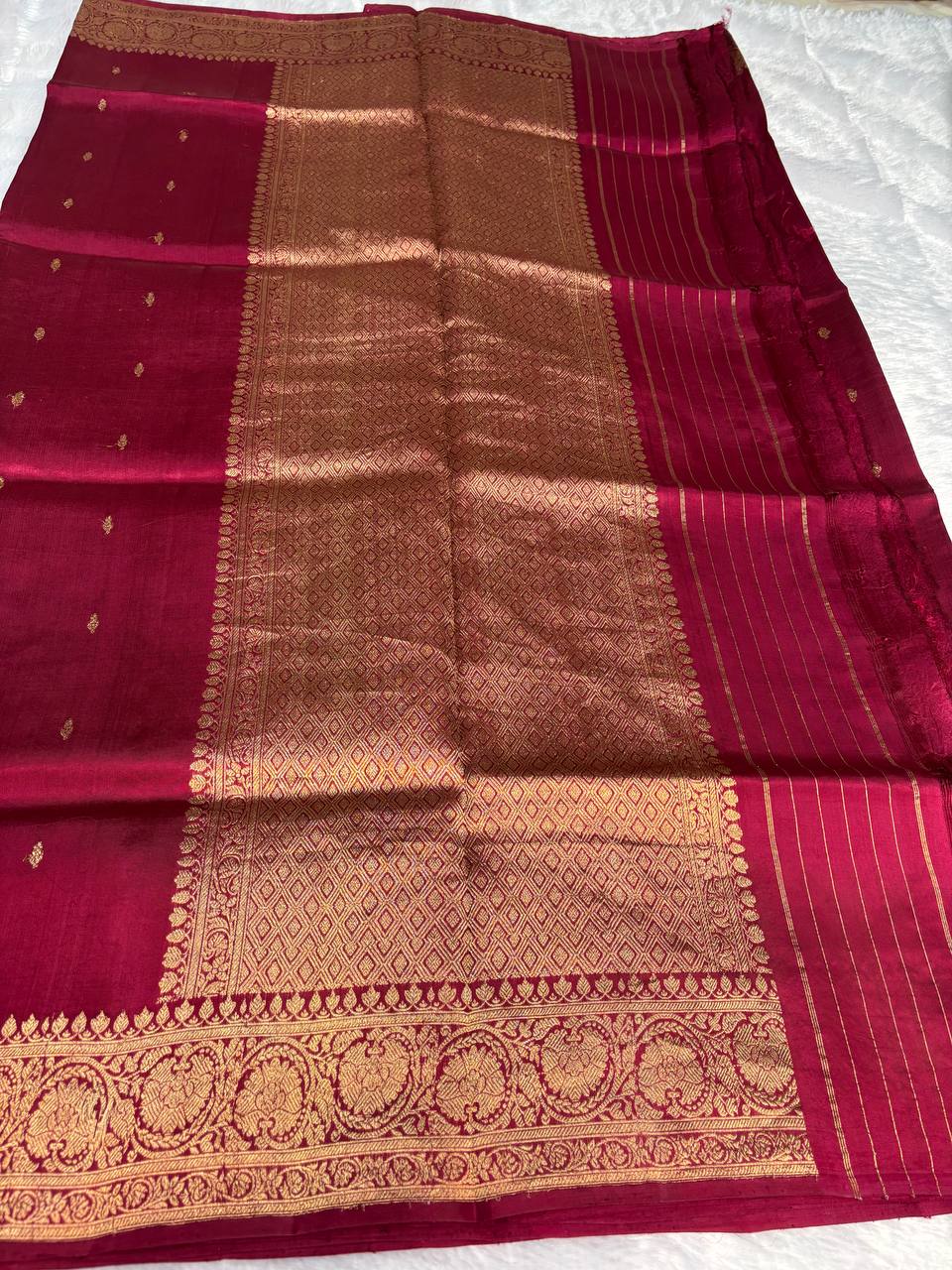 Raw Mango Magenta Handloom Silk Saree with Gold Zari Butis and Traditional Border