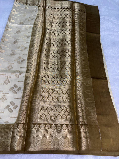 Elegant Off-White & Antique Gold Banarasi Chiniya Silk Saree with Geometric Zari Buta