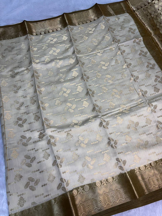 Elegant Off-White & Antique Gold Banarasi Chiniya Silk Saree with Geometric Zari Buta