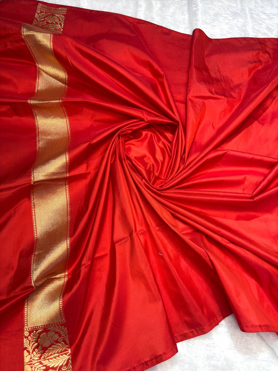 Bridal Red Pure Katan Silk Kadhua Jungla Banarasi Saree
