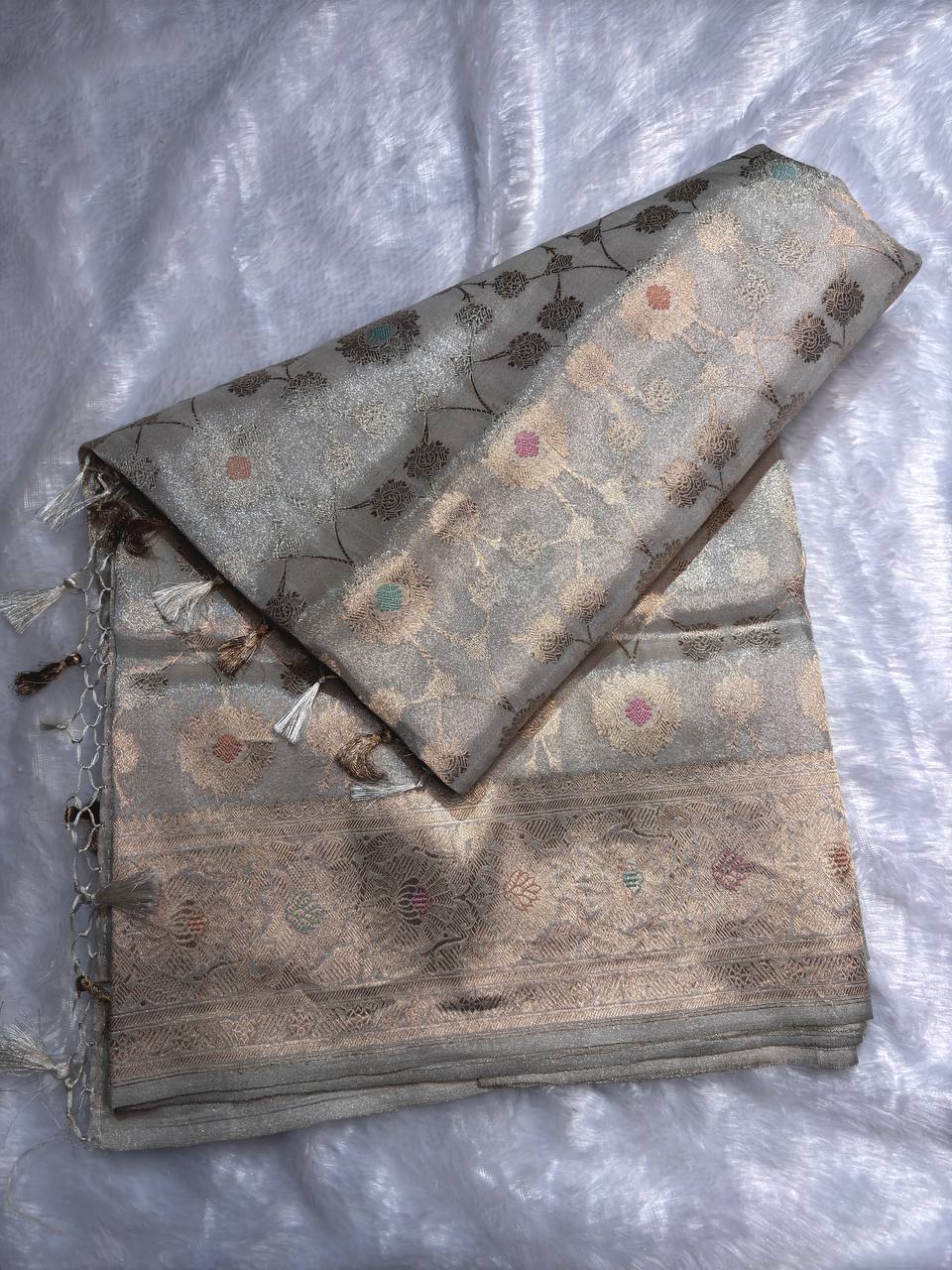 Ethereal Off-White Pure Tissue Silk Kadhua Jungla Banarasi Saree