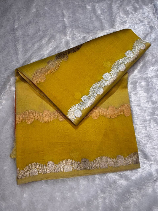 Kora Silk Rungkaat Saree with Scalloped Zari Borders