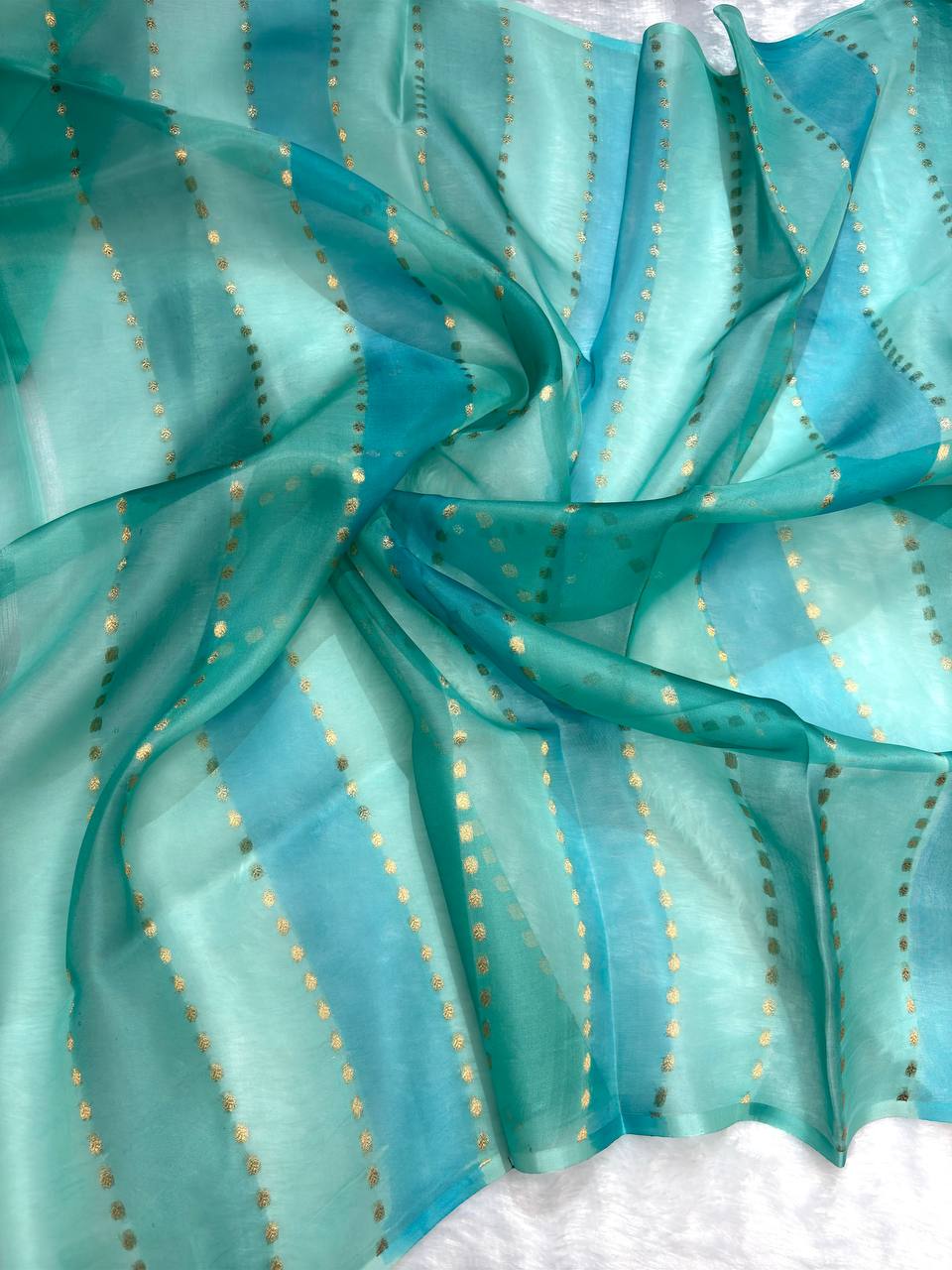 Handwoven Banarasi Kora Silk Rungkaat Saree with Floral Bel and Kadhua Butas