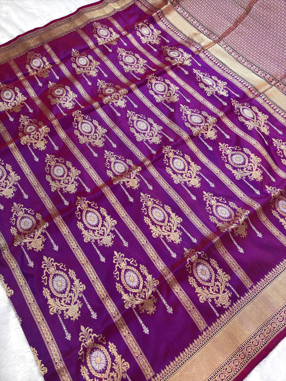 Imperial Magenta-Purple Kadhua Jungla Iktara Pure Silk Handloom Banarasi Saree