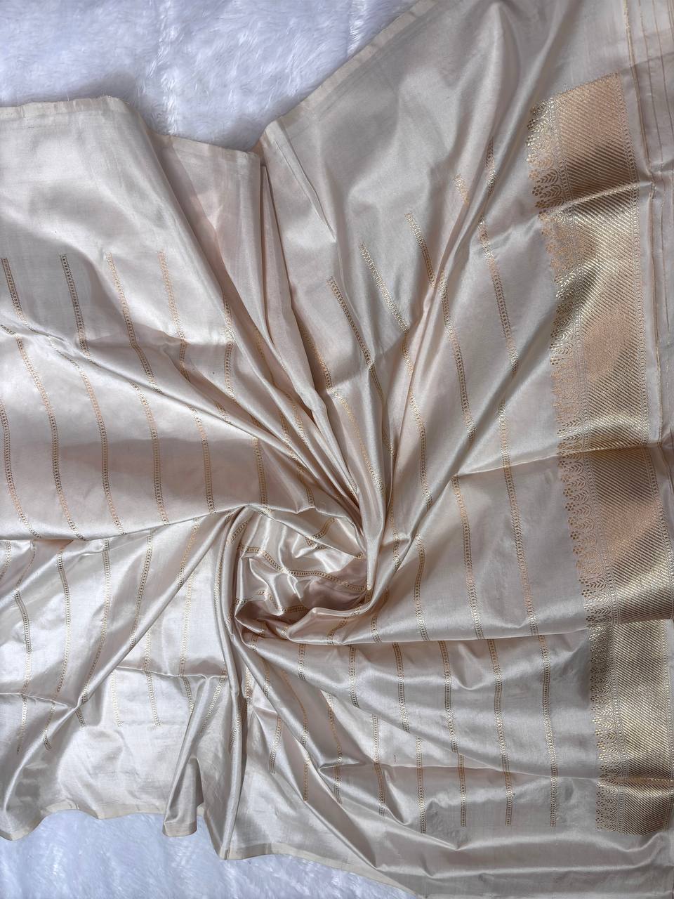 Ivory Cream Meenakari Kadhua Patola-Stripe Pure Mashru Silk Handloom Banarasi Saree