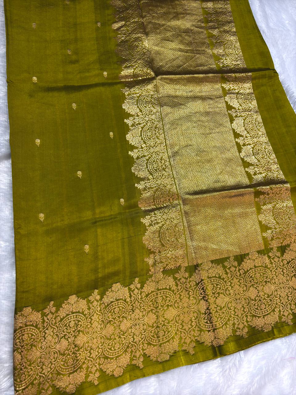 The Mehandi Olive Green Raw Mango Kadhua Silk Saree