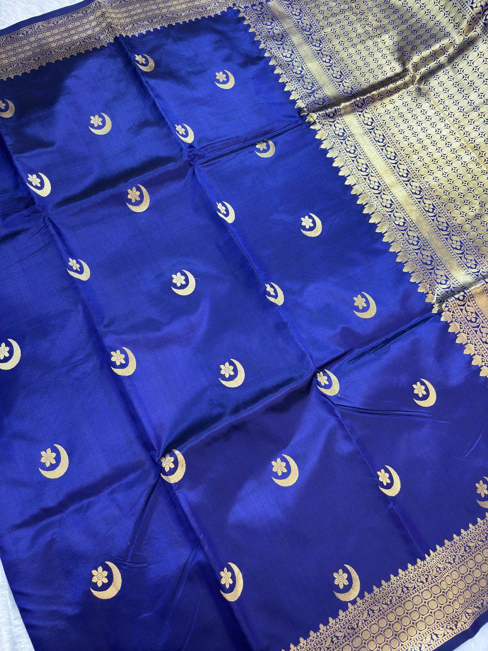 Royal Cobalt Blue Pure Katan Silk Banarasi Saree with Antique Gold Chand-Tara Kadhua Bootis