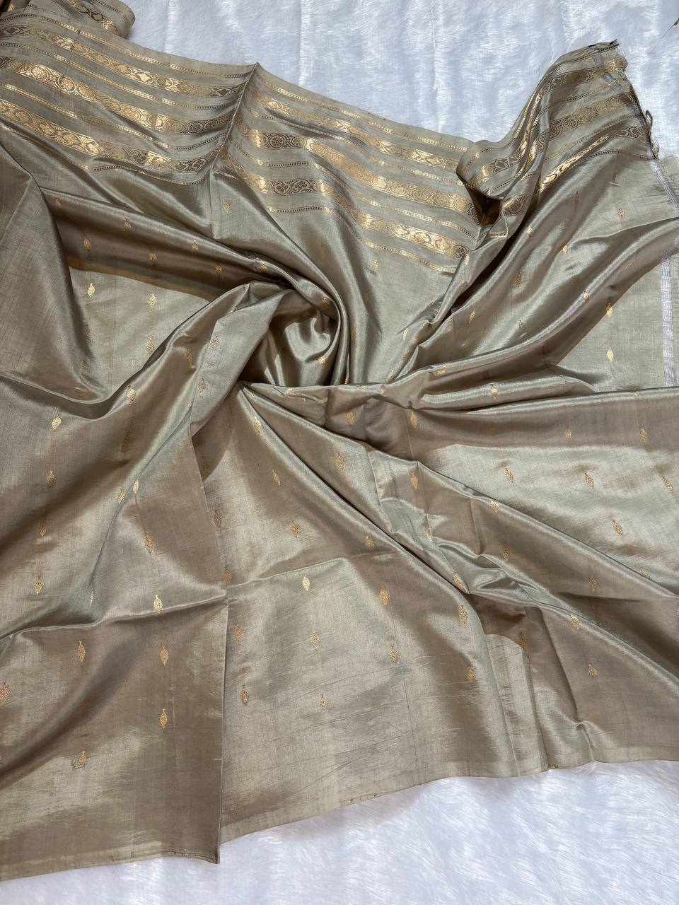 Katan Silk Saree – Metallic Sage & Antique Gold Guldasta Buti