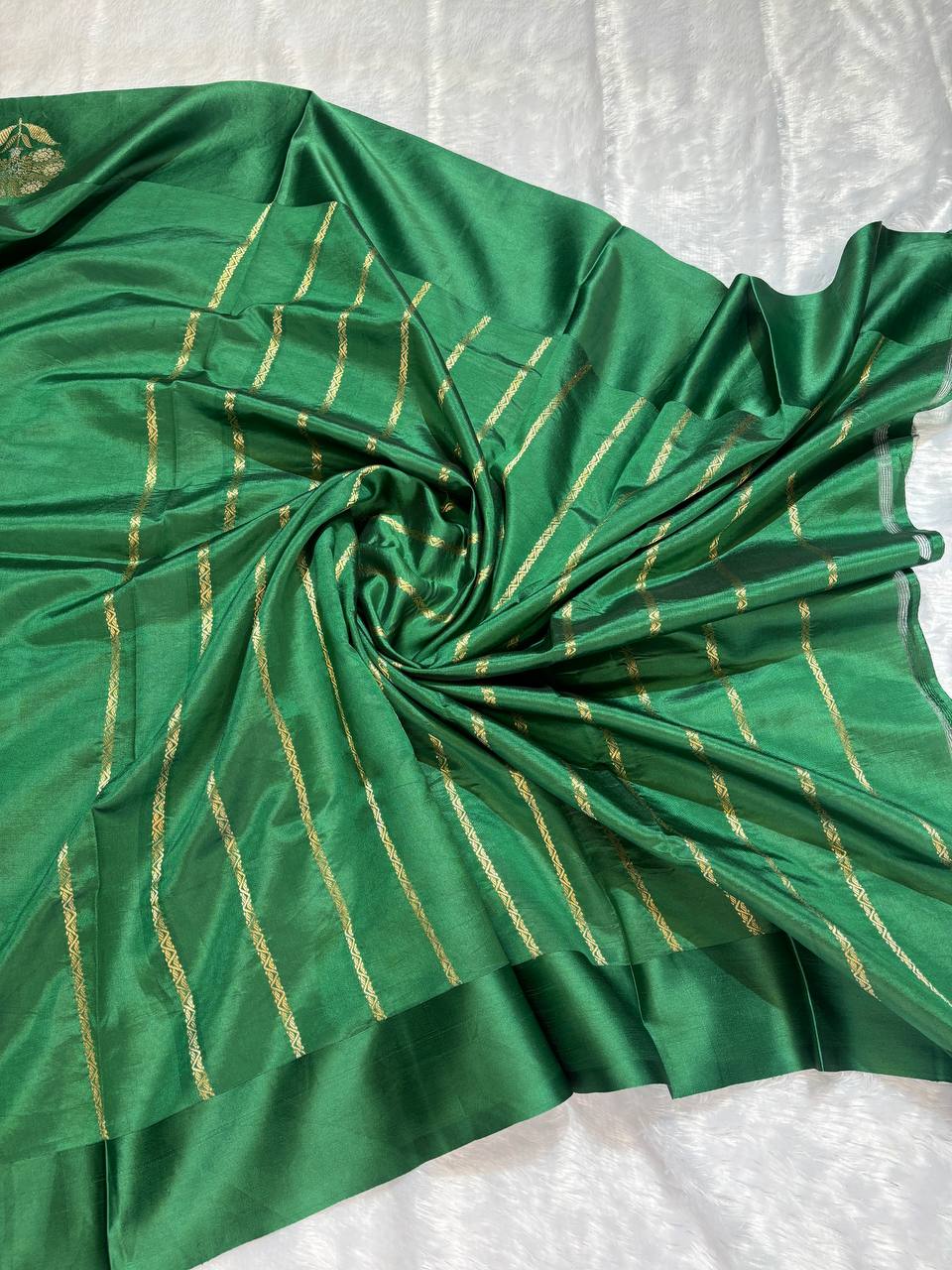Katan Silk Saree – Emerald Green with Antique Gold Floral Tree Medallions