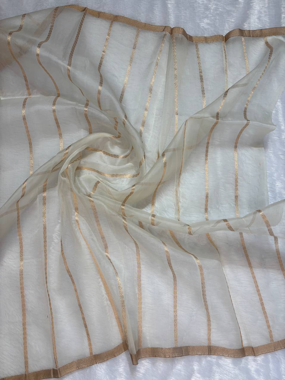 Elegant Metallic Rose Gold Tissue Silk Saree with Sona Chandi Buta and Paisley Pallu